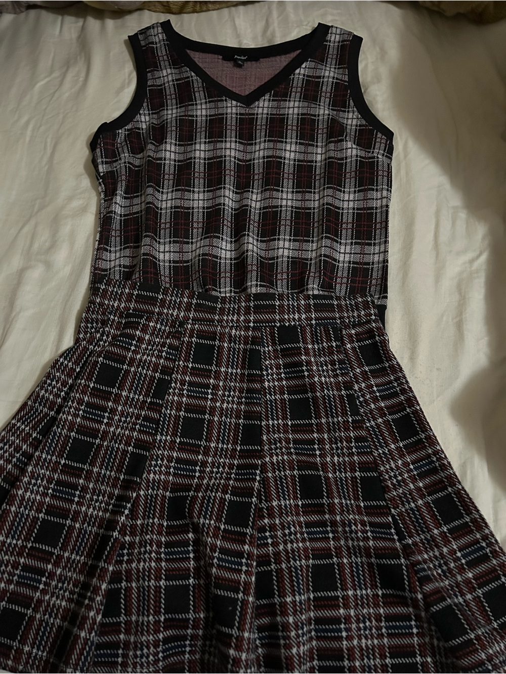 Papaya knit vest and Forever 21 skirt